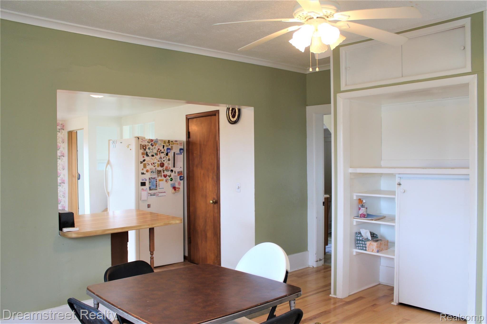 13625 Macon Road Saline, MI 48176 - Photo 14 of 49 IMG_5922.JPG