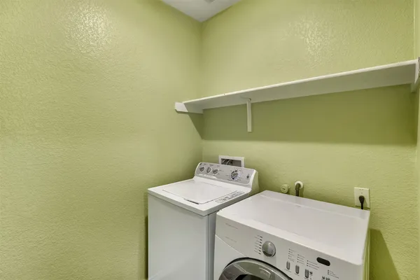 $2,100 | 3509 Conyers Lane, Austin, TX 78725