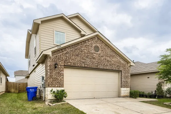 $2,100 | 3509 Conyers Lane, Austin, TX 78725