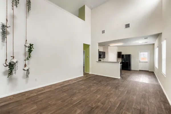 $2,100 | 3509 Conyers Lane, Austin, TX 78725