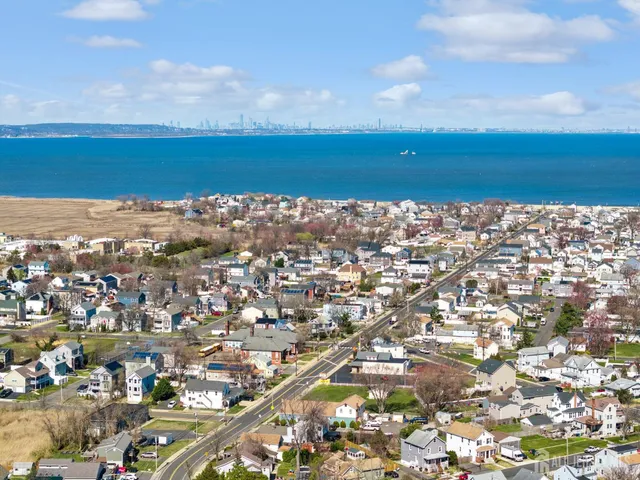 $640,000 | 1242 Florence Avenue, Union Beach, NJ 07735