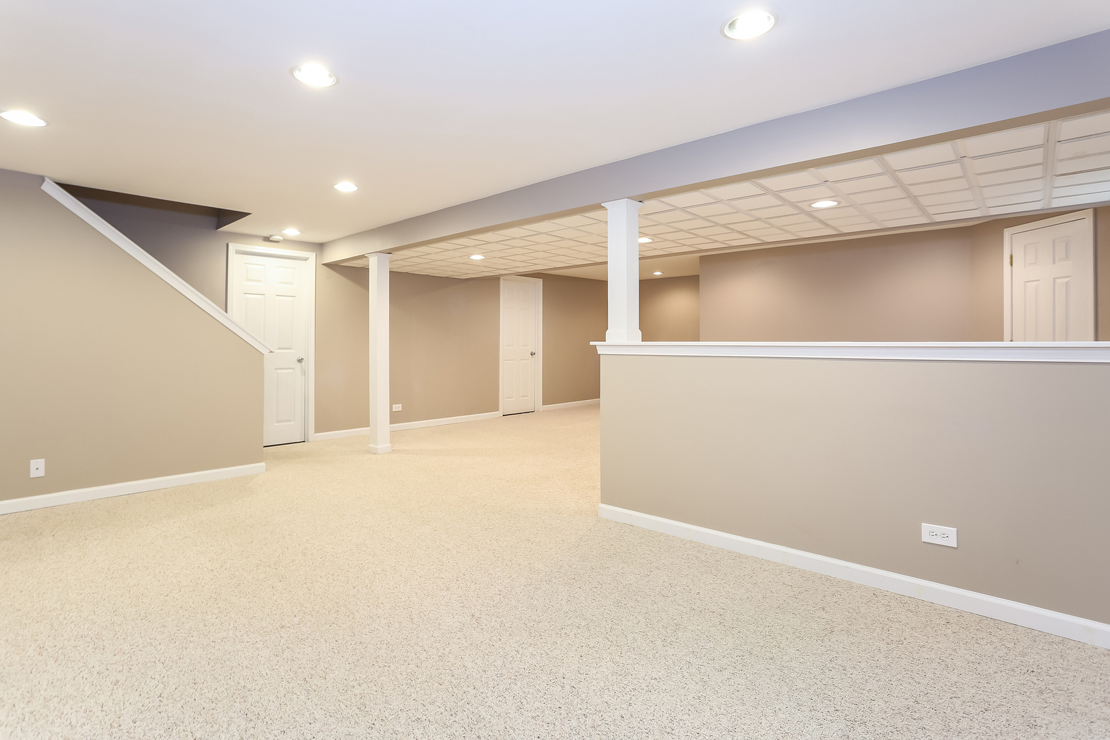 5460 Sullivan Pass Lake In The Hills, IL 60156 - Photo 39 of 51 a view of an empty room