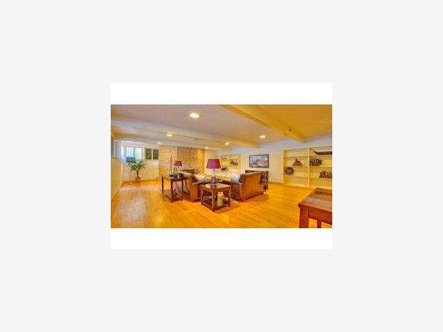 20718 Prospect Road Saratoga, CA 95070 - Photo 4 of 9 Gallery Image 4