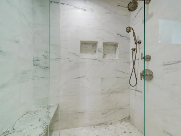 $6,250 | 24 North May Street, Unit 333, Chicago, IL 60607