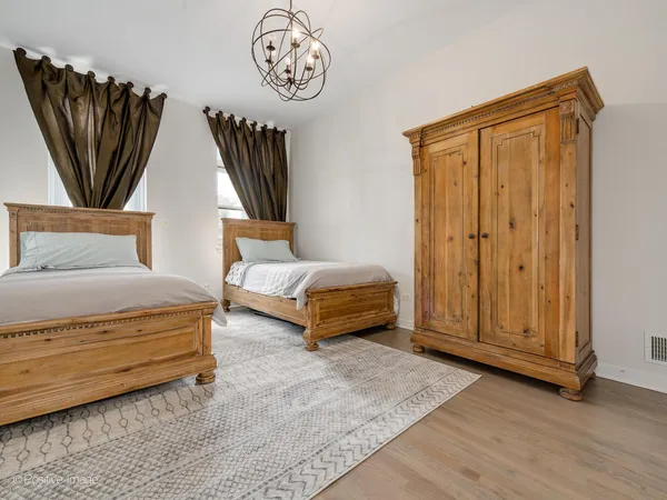 $6,250 | 24 North May Street, Unit 333, Chicago, IL 60607