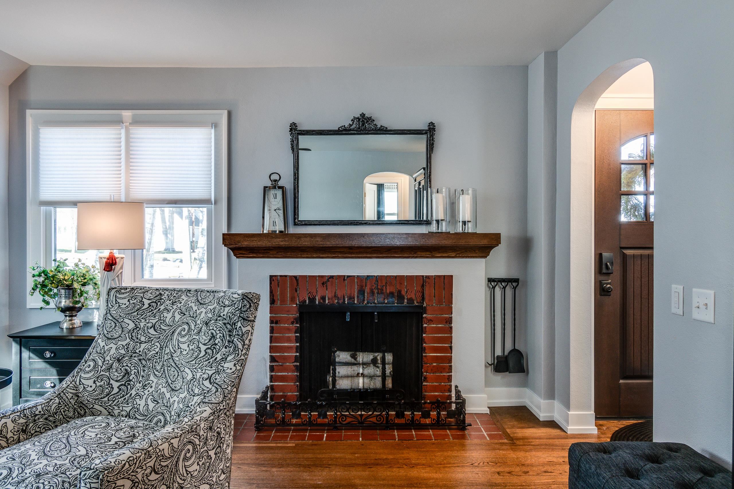 2501 Waunona Way Madison, WI 53713 - Photo 4 of 73