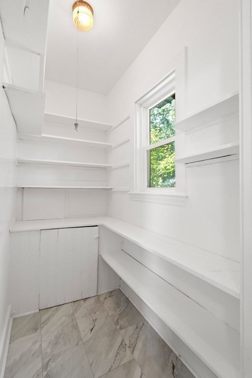 39 Selden Street Boston, MA 02124 - Photo 13 of 29