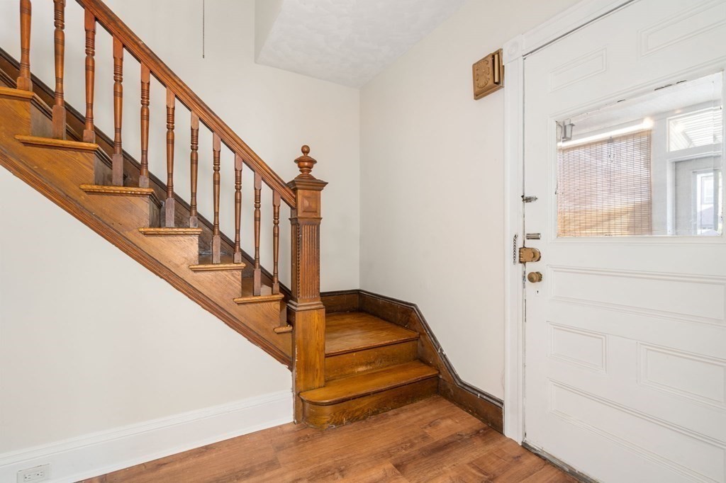 39 Selden Street Boston, MA 02124 - Photo 14 of 29