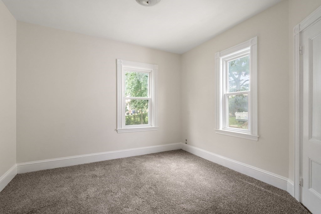 39 Selden Street Boston, MA 02124 - Photo 17 of 29