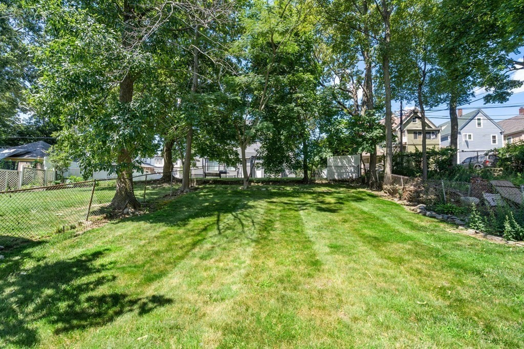 39 Selden Street Boston, MA 02124 - Photo 26 of 29
