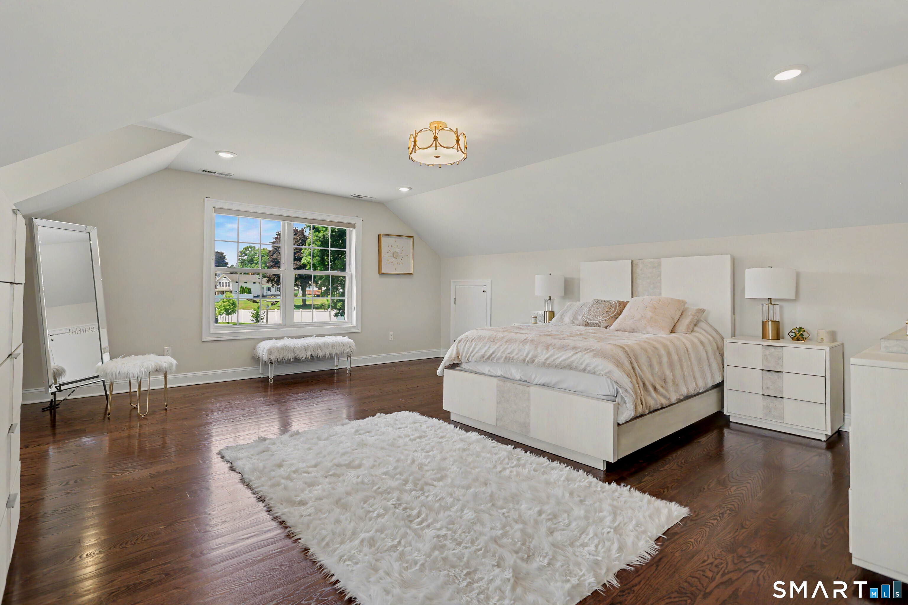 73 Candlewood Road Orange, CT 06477 - Photo 30 of 39 This bedroom also acts as a suite with its own walk in closet and full bathroom.