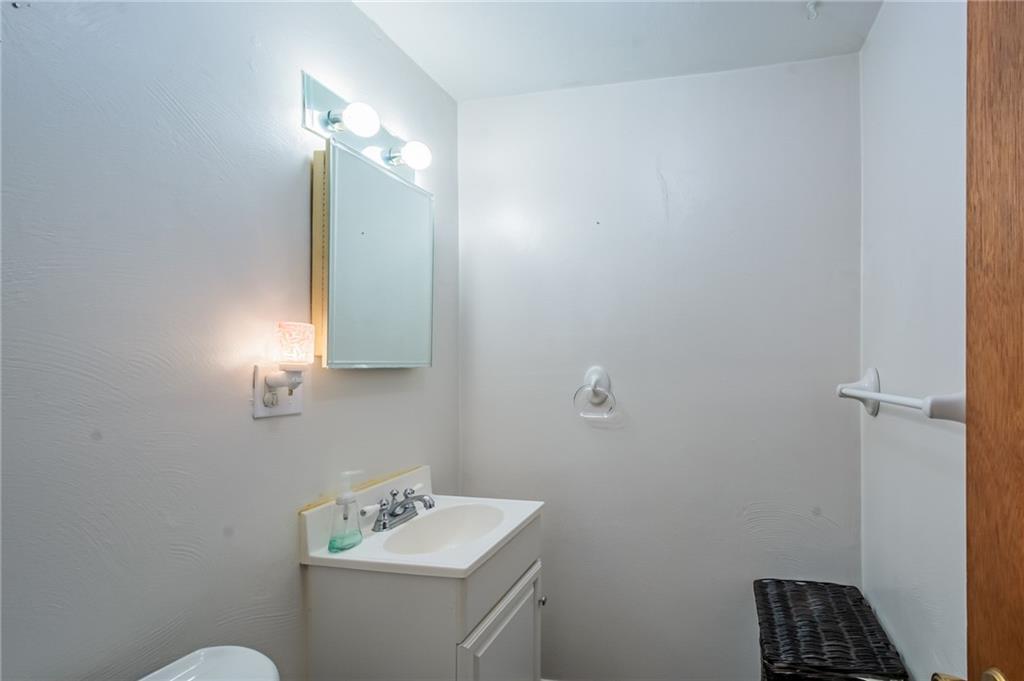 239 Hazel Road Pittsburgh, PA 15235 - Photo 14 of 23 Gallery Image 14