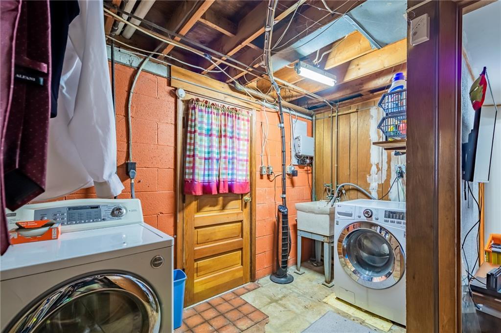 239 Hazel Road Pittsburgh, PA 15235 - Photo 15 of 23 Gallery Image 15