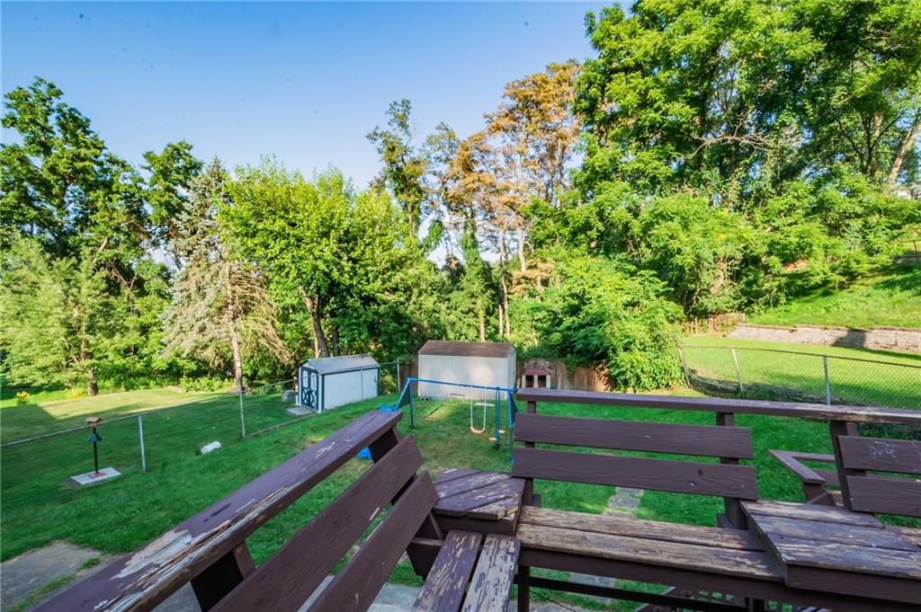 239 Hazel Road Pittsburgh, PA 15235 - Photo 17 of 23 Gallery Image 17
