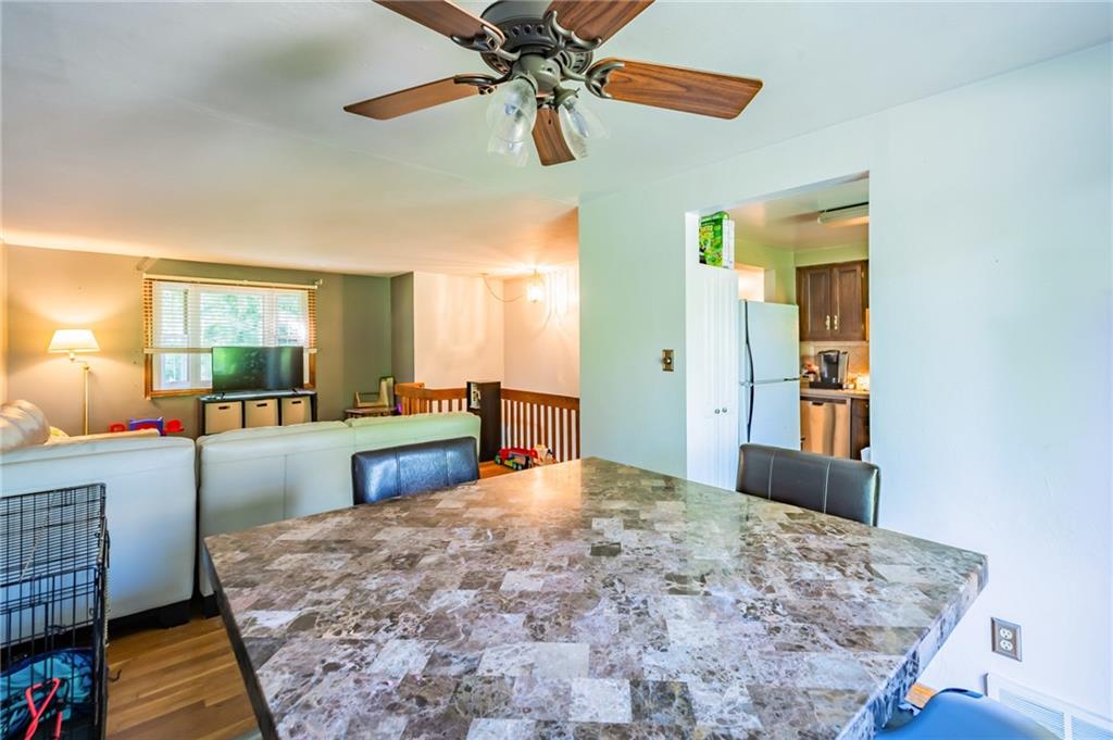 239 Hazel Road Pittsburgh, PA 15235 - Photo 5 of 23 Gallery Image 5