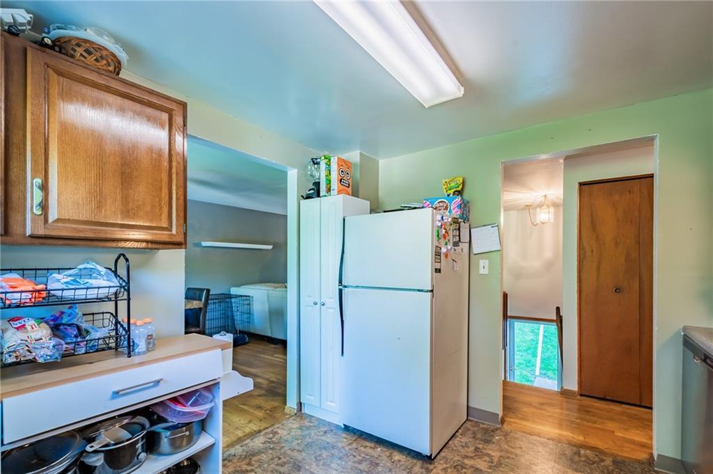 239 Hazel Road Pittsburgh, PA 15235 - Photo 7 of 23 Gallery Image 7