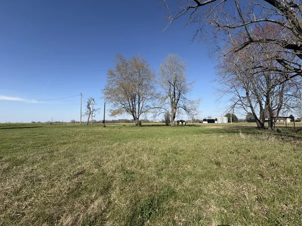 $30,000 | 1332 Highway 831, Greenville, KY 42345
