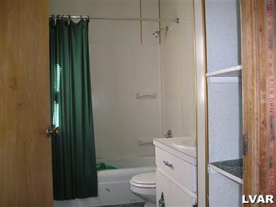 7235 Decatur Street New Tripoli, PA 18066 - Photo 15 of 19 Gallery Image 15