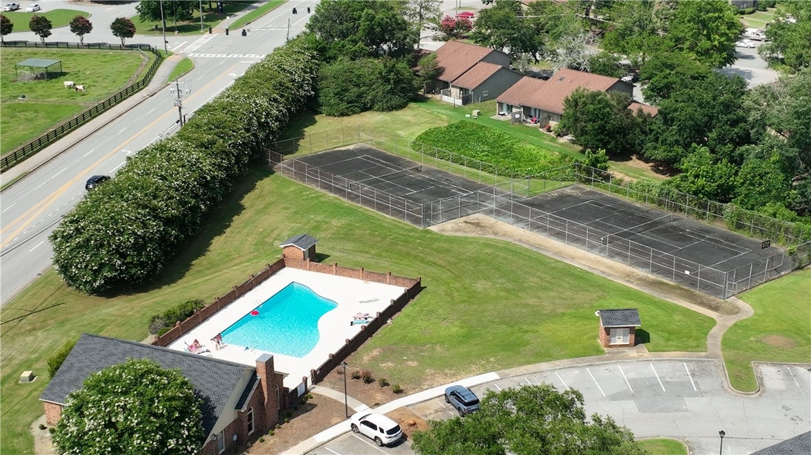 1761 Wire Road, Unit 409 Auburn, AL 36832 - Photo 4 of 28 Pool and Tennis