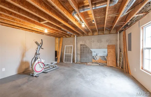 $369,000 | 821 Cambridge Drive, Rolla, MO 65401