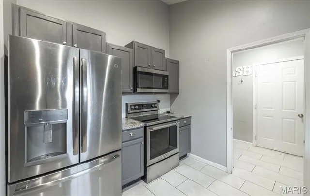 $369,000 | 821 Cambridge Drive, Rolla, MO 65401