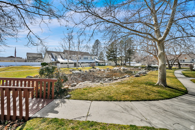 66 Brookside Lane Centerville, UT 84014 - Photo 3 of 33