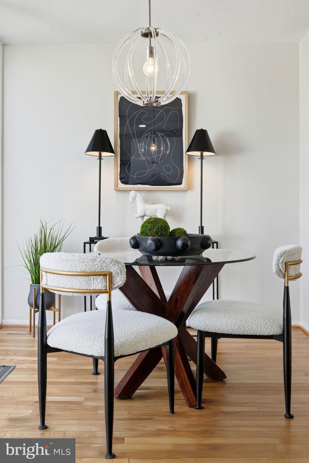 11526 Maple Ridge Road Reston, VA 20190 - Photo 22 of 52 Perfect setting for daily meals