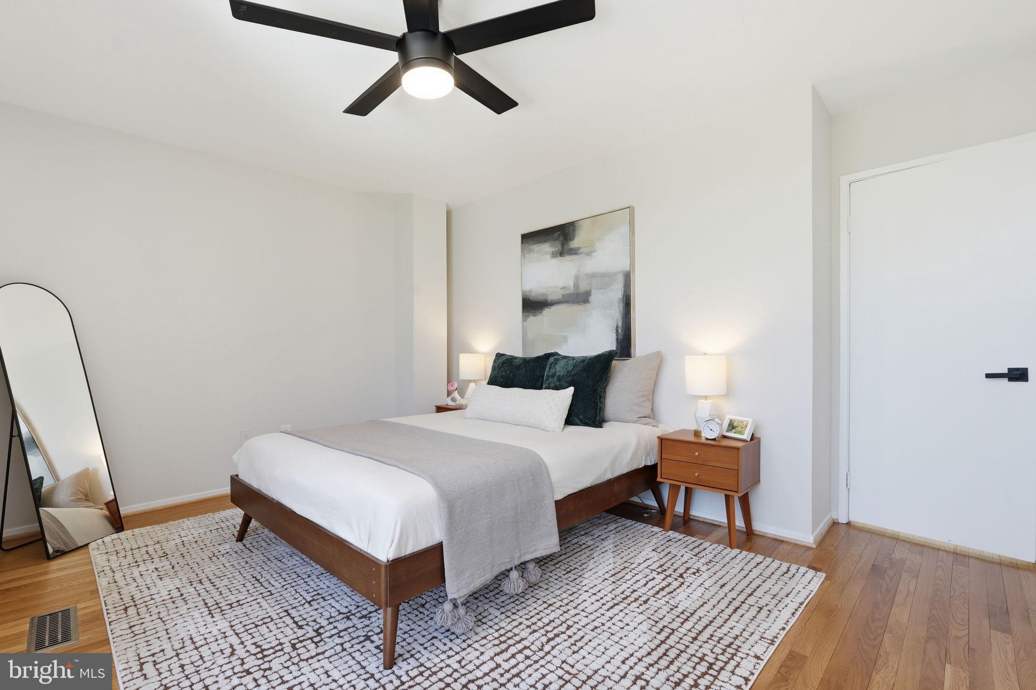 11526 Maple Ridge Road Reston, VA 20190 - Photo 32 of 54 Comfortable retreat with simple elegance