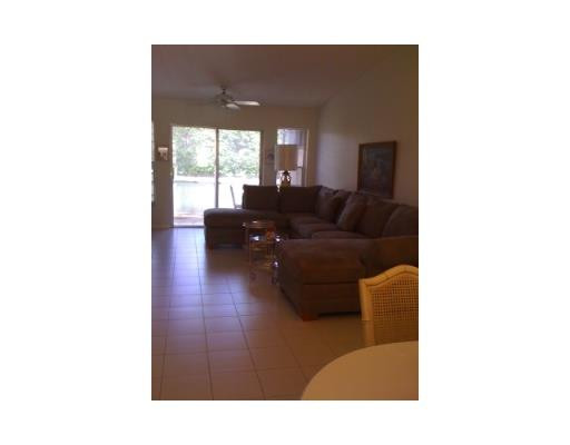 18539 Egret Way, Unit A Boca Raton, FL 33496 - Photo 15 of 17 Exterior Front