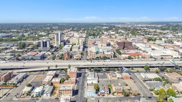 $79,000 | 332 South San Joaquin Street, Stockton, CA 95203