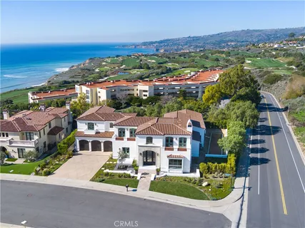 $7,948,888 | 32009 Cape Point Drive, Rancho Palos Verdes, CA 90275