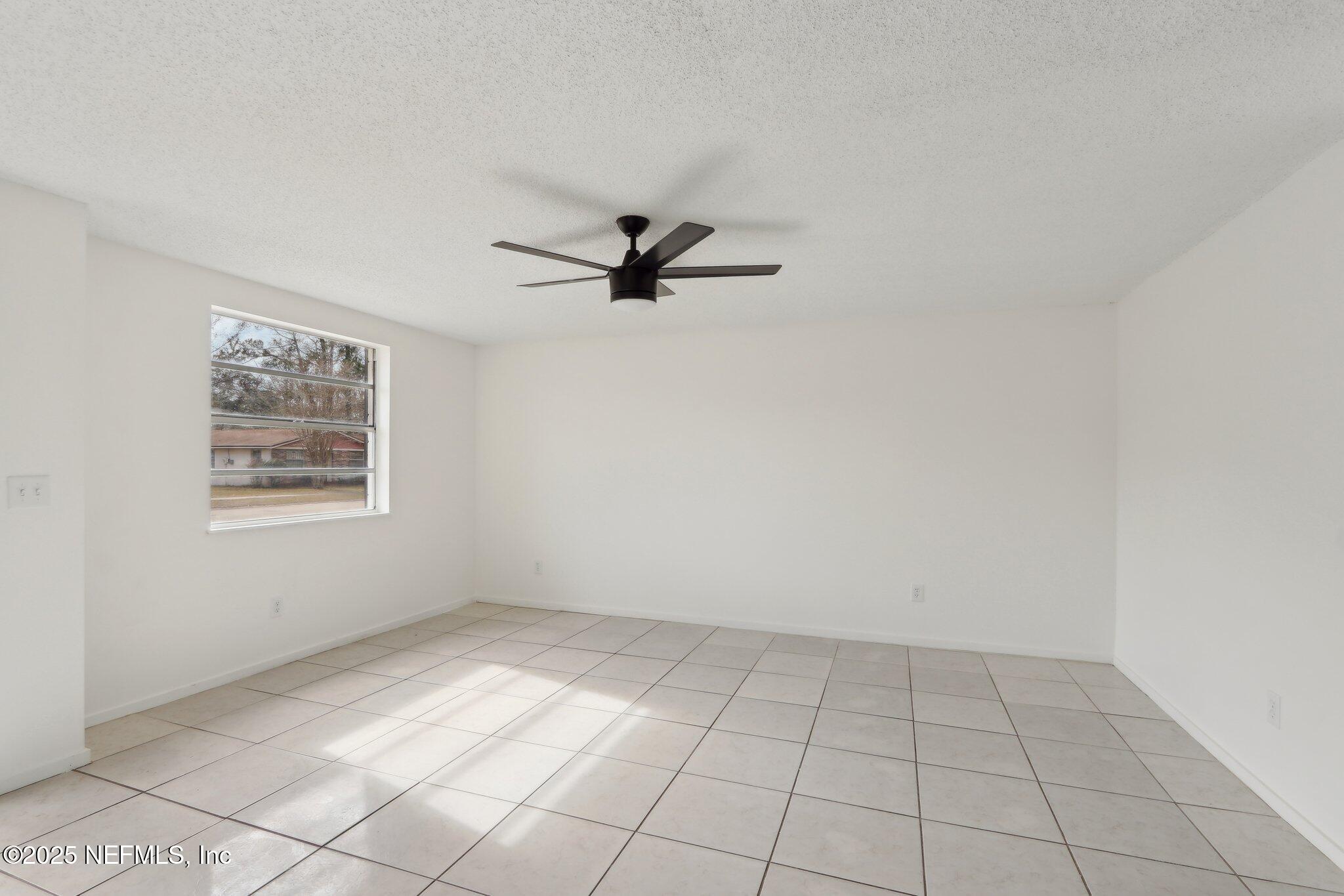 1395 Eagle Cove Road Jacksonville, FL 32218 - Photo 15 of 16 21-web-or-mls-Eagle Cove Rd-021