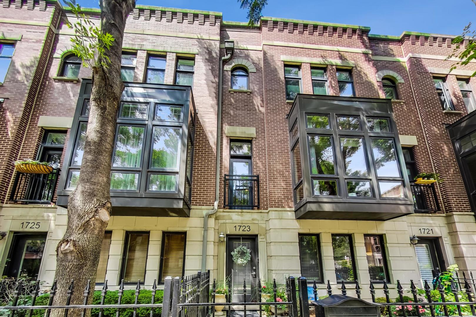 1723 West Surf Street Chicago, IL 60657 - Photo 3 of 37