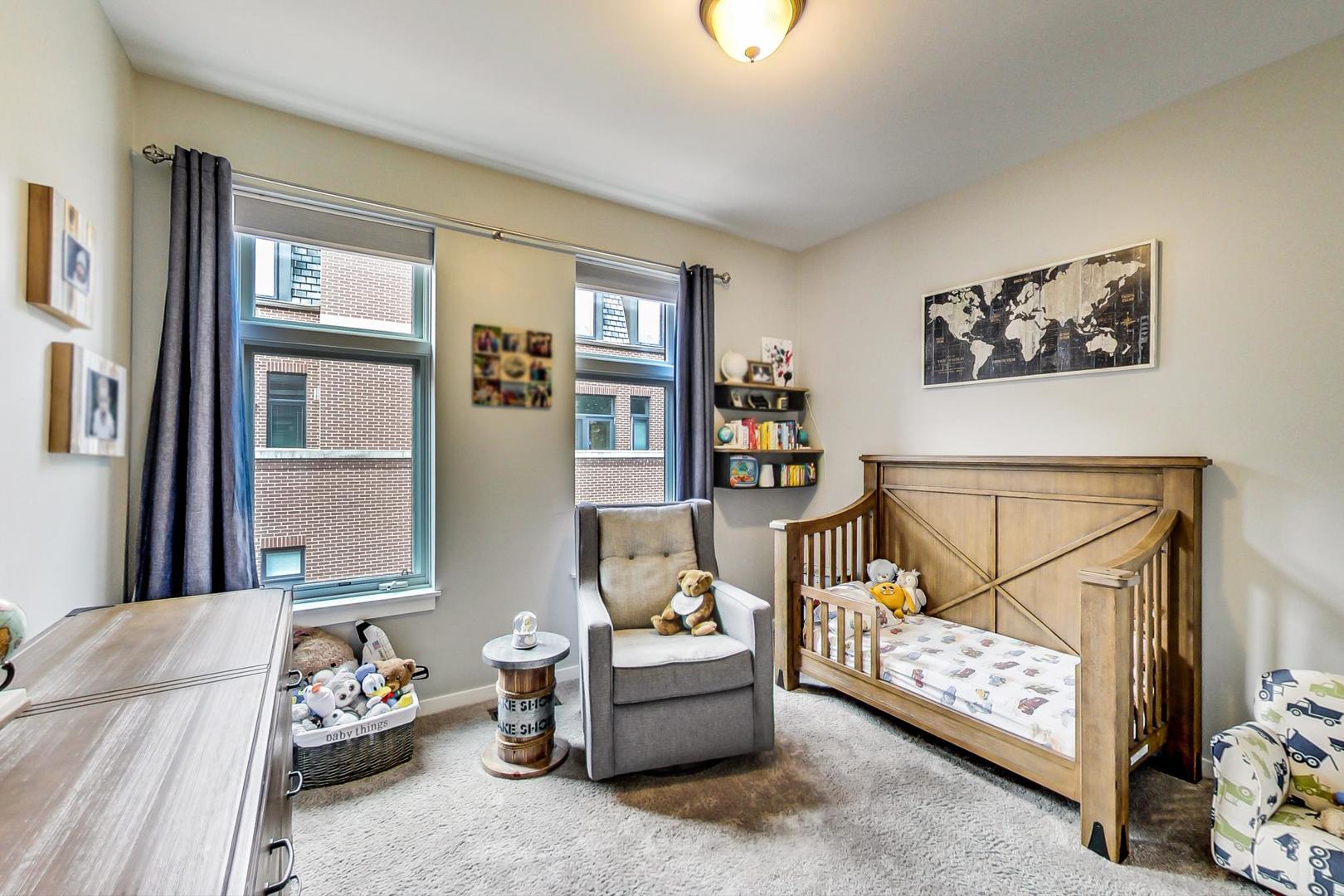 1723 West Surf Street Chicago, IL 60657 - Photo 26 of 37
