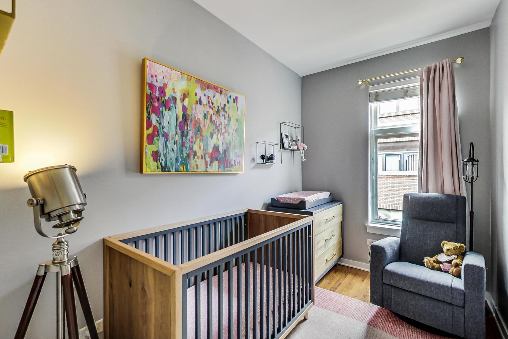 1723 West Surf Street Chicago, IL 60657 - Photo 28 of 37
