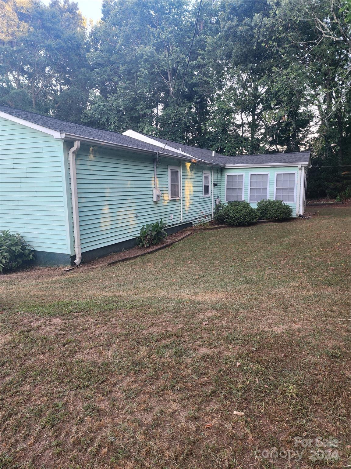 3004 Goble Road Hiddenite, NC 28636 - Photo 15 of 17 a backyard of a house