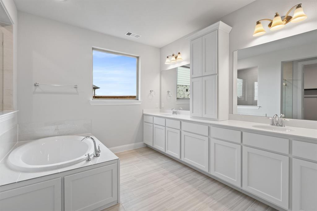 2113 Birch Street Mansfield, TX 76063 - Photo 24 of 38 DAL_South Pointe_Lockhart II_ 2113 Birch Street (24)