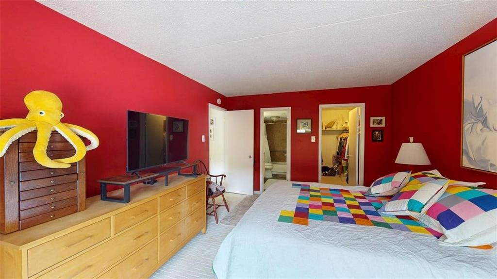 2120 Greentree Road, Unit 102E Pittsburgh, PA 15220 - Photo 21 of 32