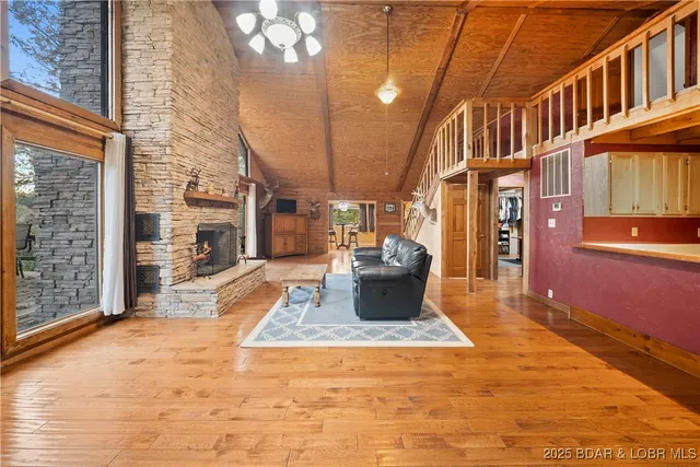 $1,480,000 | 14613 Old Marvin Road, Versailles, MO 65084