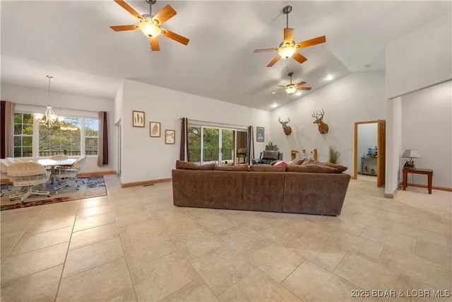 $1,480,000 | 14613 Old Marvin Road, Versailles, MO 65084