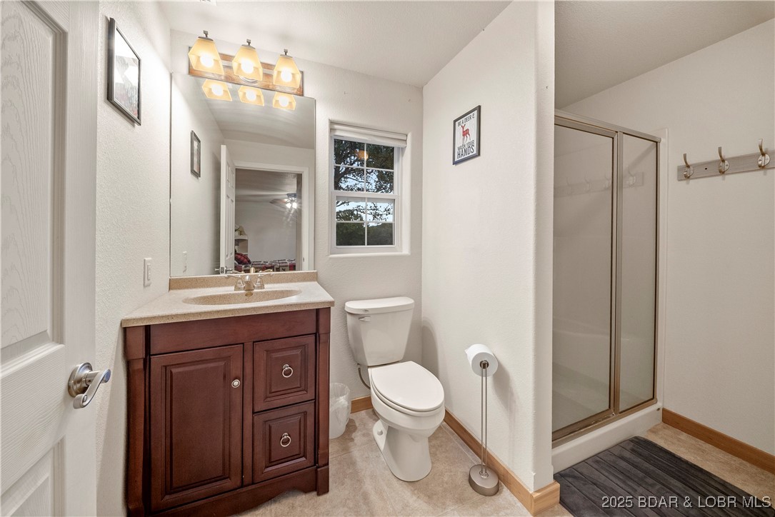 14613 Old Marvin Road Versailles, MO 65084 - Photo 46 of 73 Full Bath