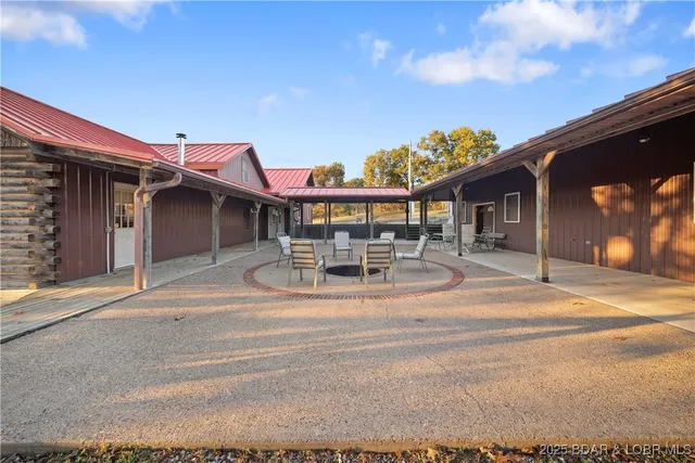 $1,480,000 | 14613 Old Marvin Road, Versailles, MO 65084