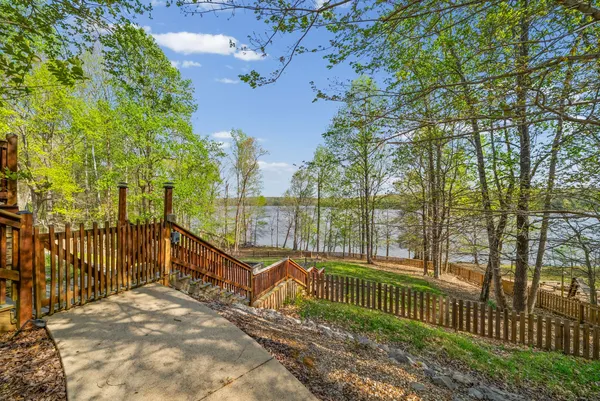 $429,900 | 143 Saline Trail, Dover, TN 37058