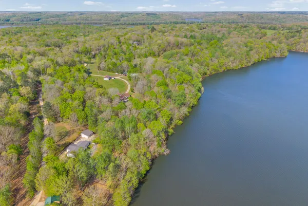 $429,900 | 143 Saline Trail, Dover, TN 37058