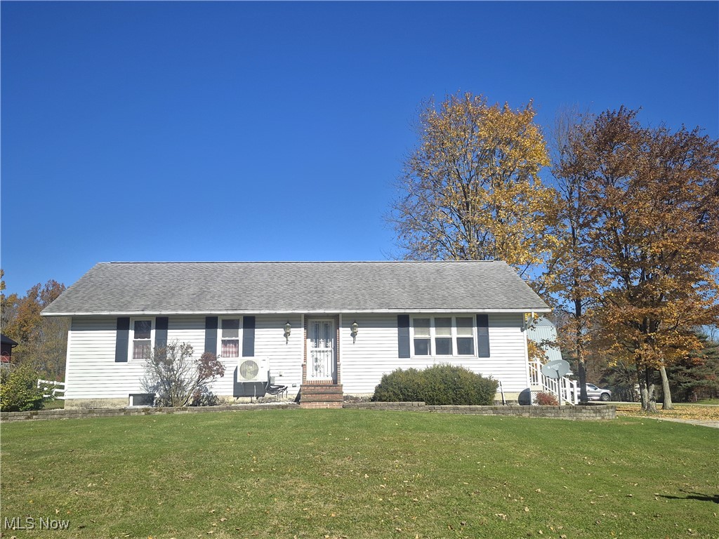 15660 Georgia Road Middlefield, OH 44062 - Photo 3 of 31 Gallery Image 3