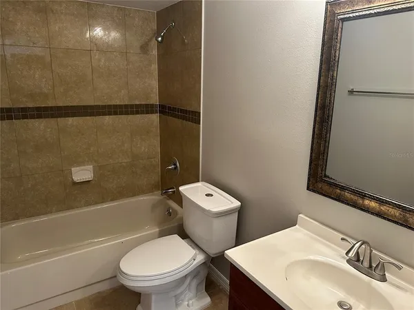 $1,625 | 8425 Laurelon Place, Temple Terrace, FL 33637