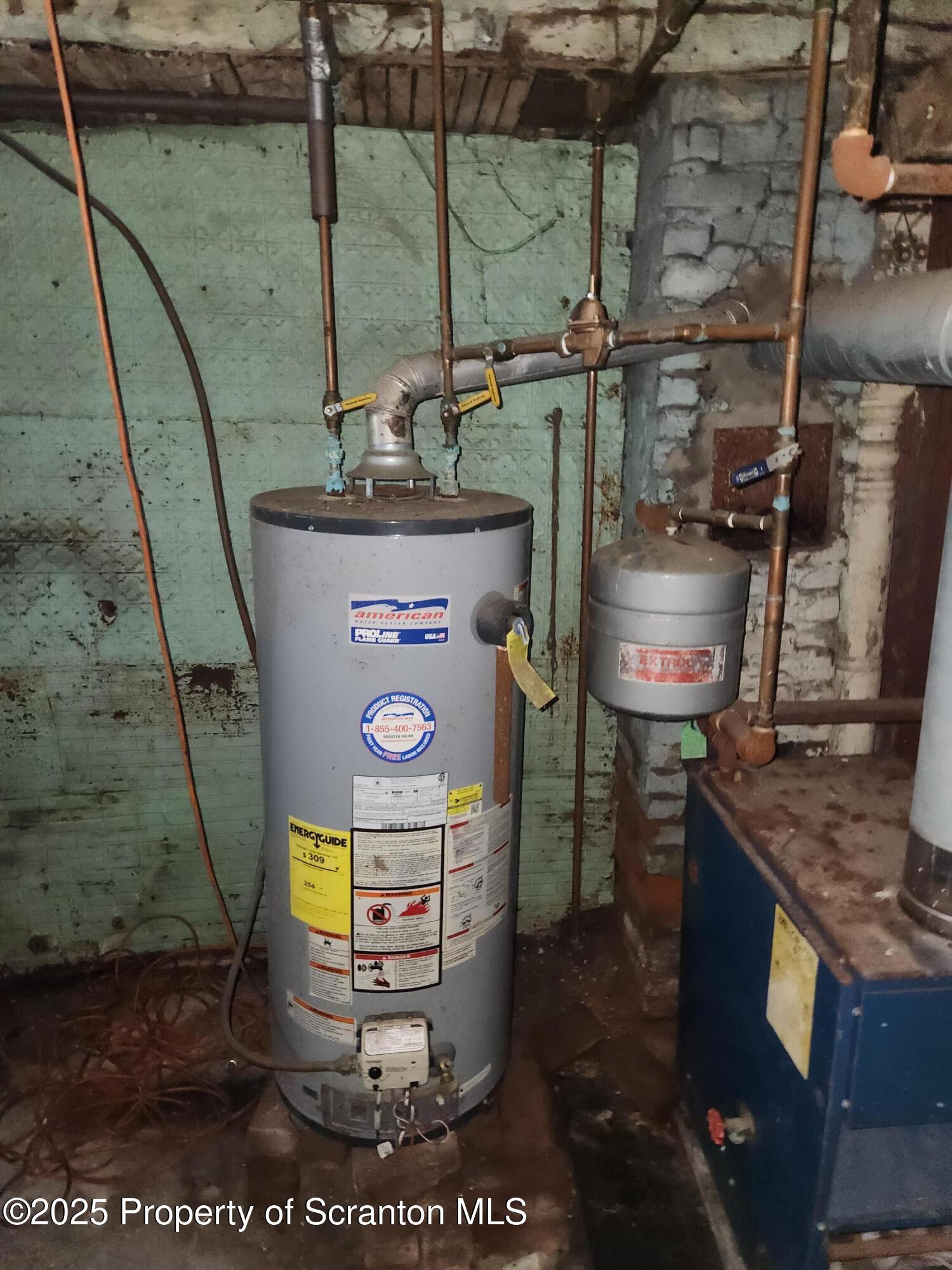 819 Brook Street Scranton, PA 18505 - Photo 25 of 26 a view of water heater room