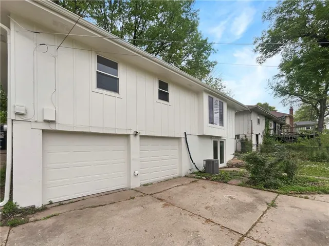 $188,000 | 8412 East 103rd Terrace, Kansas City, MO 64134
