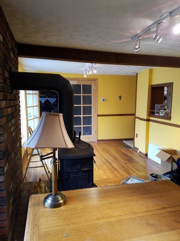 706 Holyoke Road Westfield, MA 01085 - Photo 12 of 23 Gallery Image 12