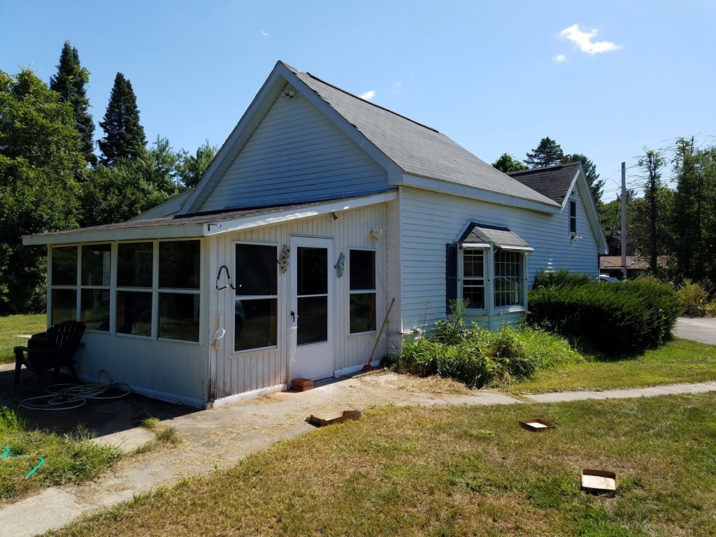 706 Holyoke Road Westfield, MA 01085 - Photo 20 of 23 Gallery Image 20